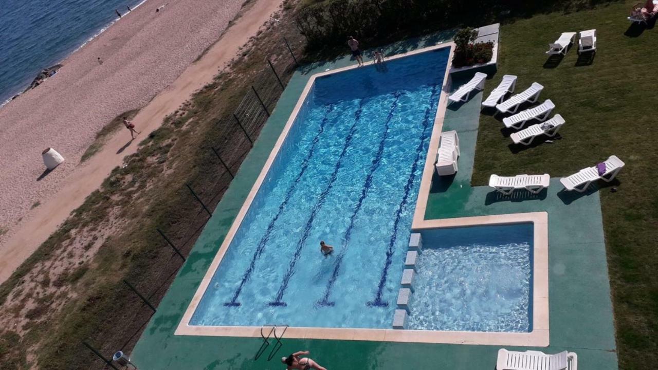 Apartamentos Bon Repós Santa Susana Exterior foto